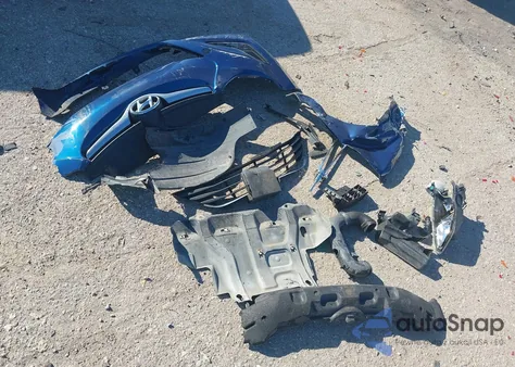 2015 Hyundai Elantra Se z USA, uszkodzony, nr VIN 5NPDH4AEXFH649585